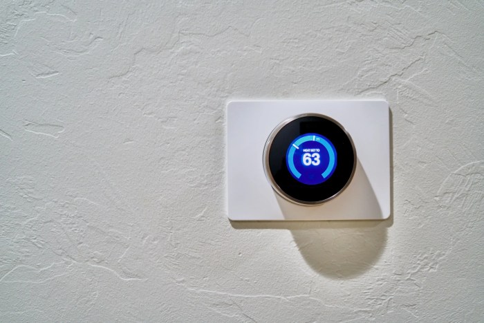 Smart Thermostats: Revolutionizing HVAC Efficiency Smart Thermostats: Revolutionizing HVAC Efficiency
